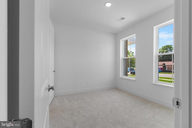 Building Photo - 1861 Shookstown Rd