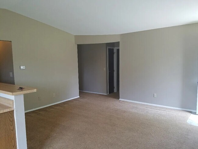 Foto del edificio - 1289 Firethorne Dr