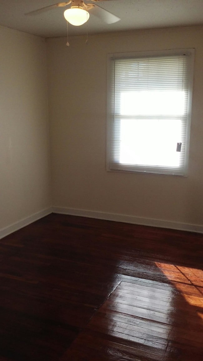 Foto del edificio - 402 Seymour St