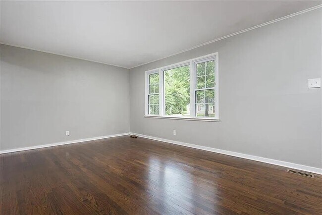 Foto del edificio - 7516 Robinson St