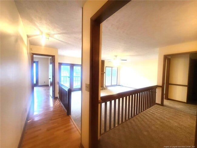 Building Photo - 7453 Beaver Run Dr