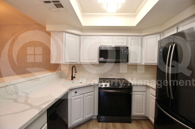 Foto del edificio - 7008 E Gold Dust Ave