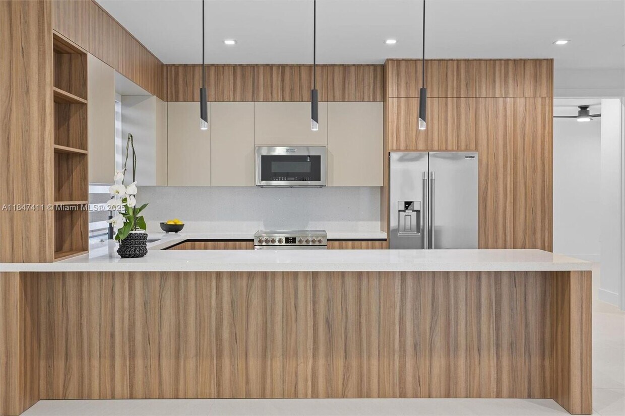 Foto principal - 917 SW 78th Pl