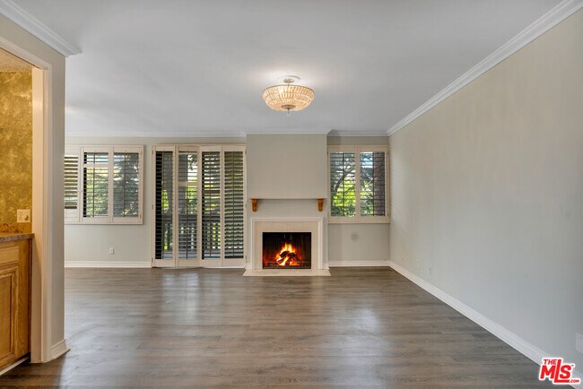 Foto del edificio - 12124 Goshen Ave