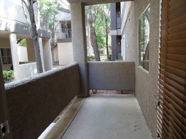 Building Photo - 5250 S Rainbow Blvd