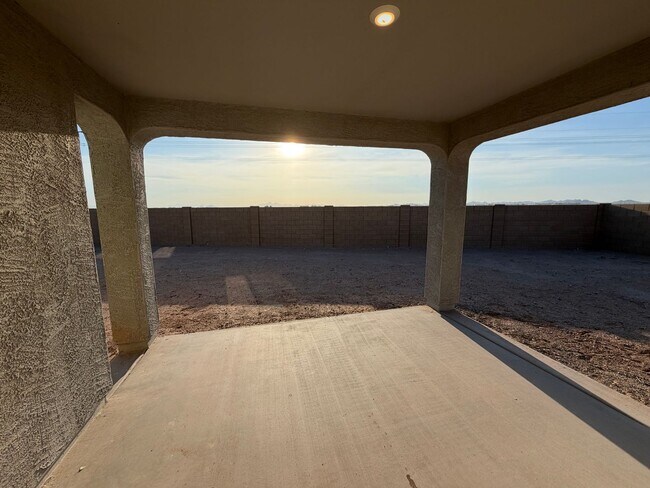 Foto del edificio - 22705 N Rummler Ln