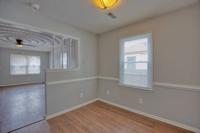 Building Photo - 2902 Princeton Ave