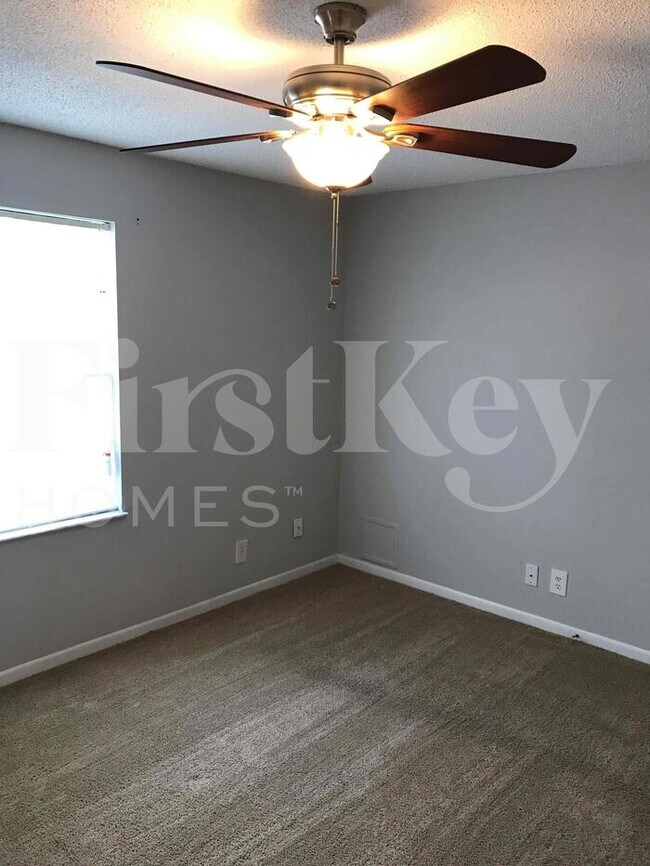 Foto del edificio - 1360 Gilpin St NW