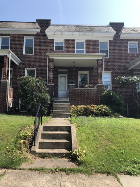 Primary Photo - 4340 Parkside Dr