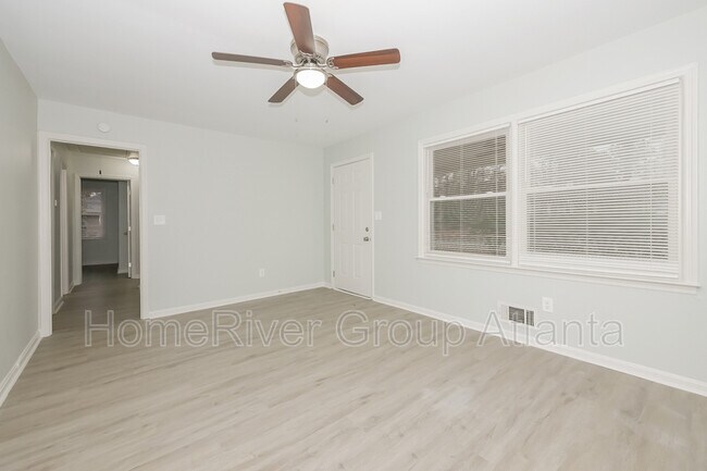 Foto del edificio - 506 Shady Ln Dr