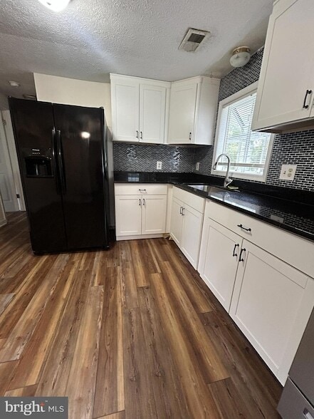 Building Photo - 26326 Skyview Dr