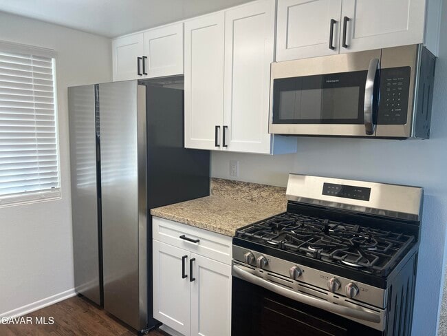 Building Photo - 4202 W Ave L