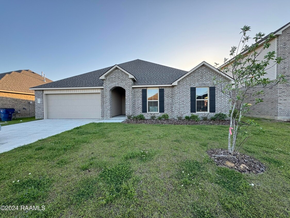 3210 Hvn Lk Dr, Maurice, LA 70555 House Rental in Maurice, LA