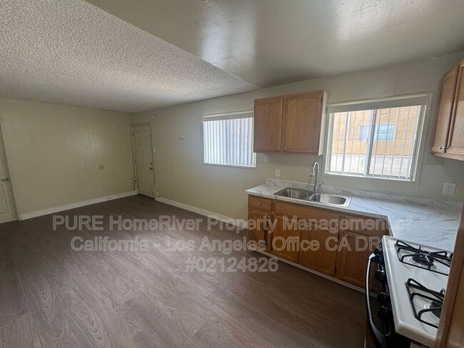 Photo - 14601 Osage Avenue House