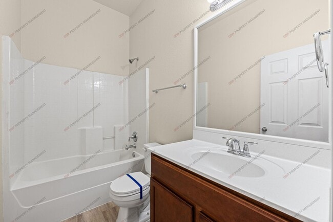 Foto del edificio - 7811 Redbrush