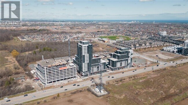 Photo du bâtiment - 3220 William Coltson Ave