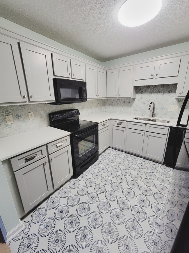 Building Photo - 4217 Edith Ln