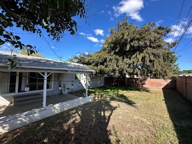 Foto del edificio - Adorable 3 Bed 2 Bath Fullerton Home Avail...