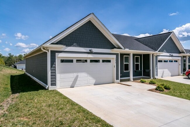 Building Photo - 1575 Port Hills Dr