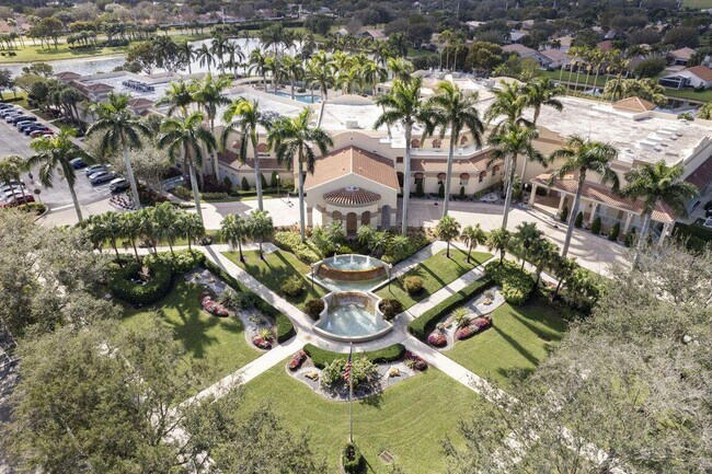 Foto del edificio - 5914 Regal Glen Dr