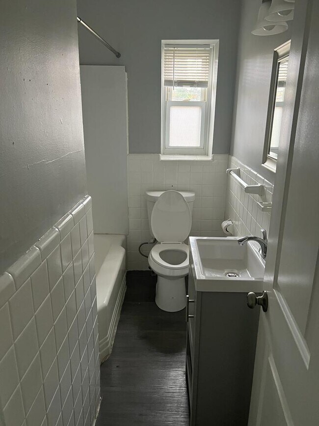 1800 Garrett Apartments in Lansdowne, PA