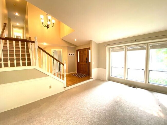 Building Photo - Cimarron Home