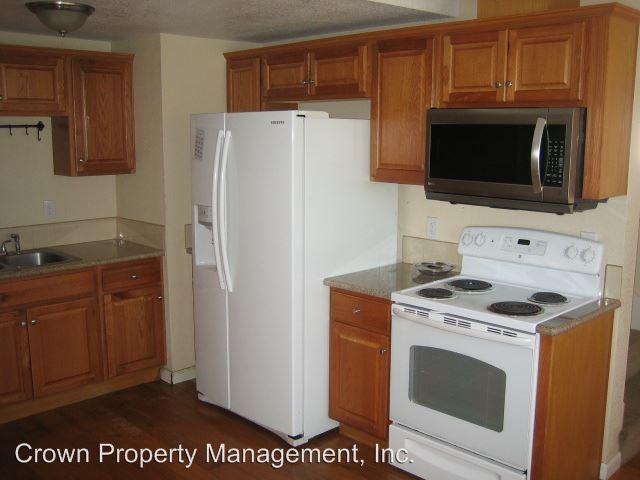 Building Photo - 2 br, 1 bath House - 4250 MacLeay Rd SE