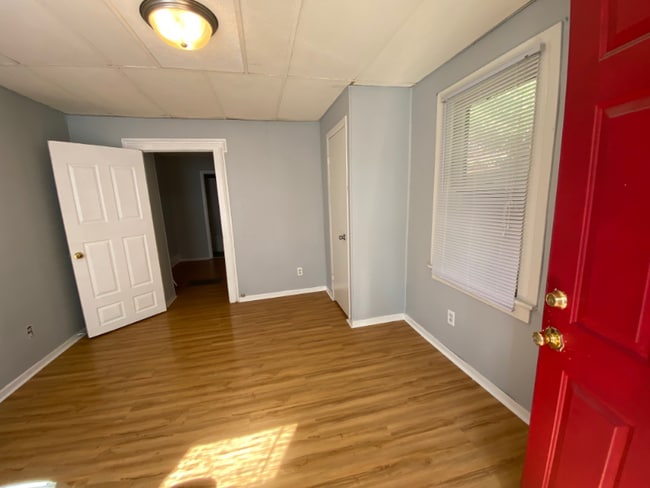 Building Photo - 1202 Park Wild Ave