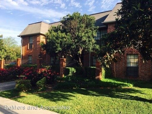 Foto principal - 305 W Woodlawn Ave