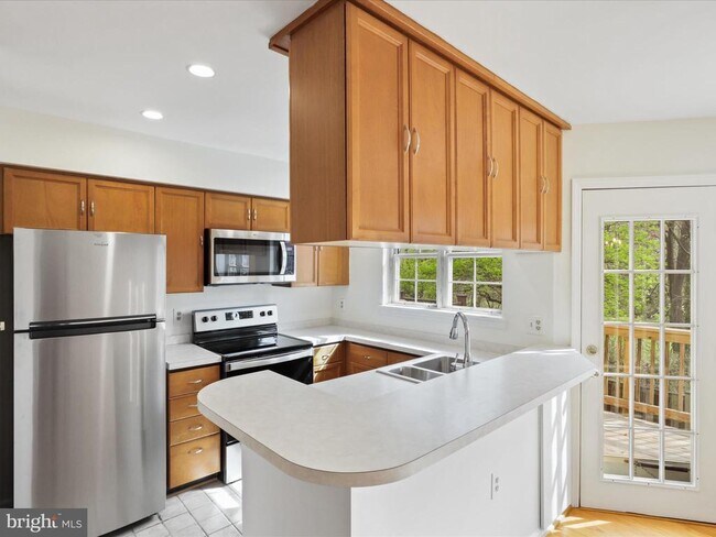 Foto del edificio - 5741 Evergreen Knoll Ct