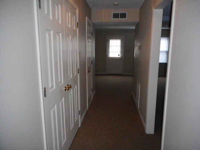 Foto del edificio - 515 Spring Garden St