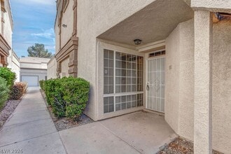 Building Photo - 3661 Renovah St
