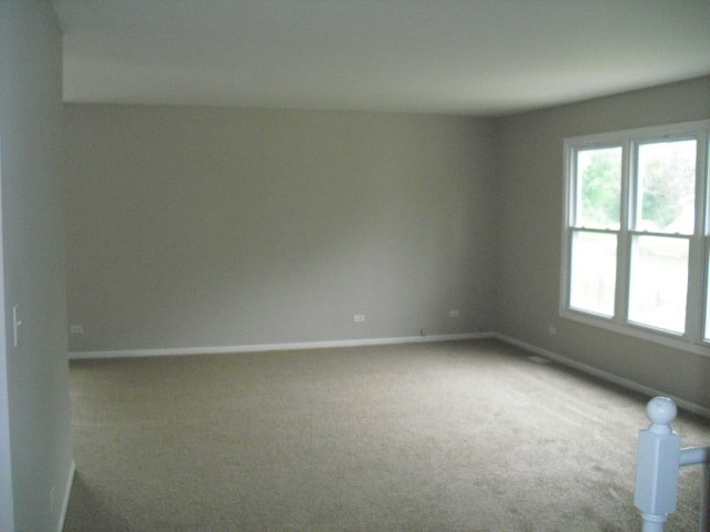 Building Photo - 253 Windsor Dr