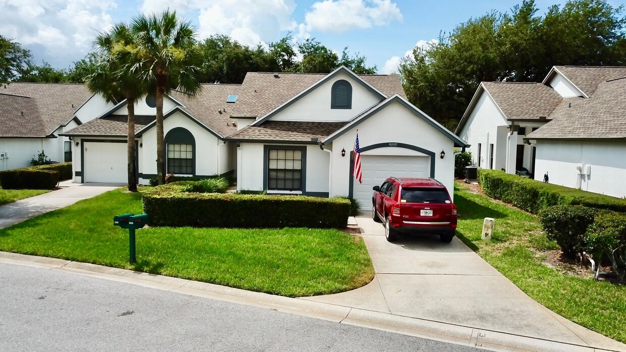 Primary Photo - Beautiful 3/2 Villa