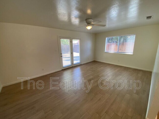 Foto del edificio - 3444 West Laurel Avenue