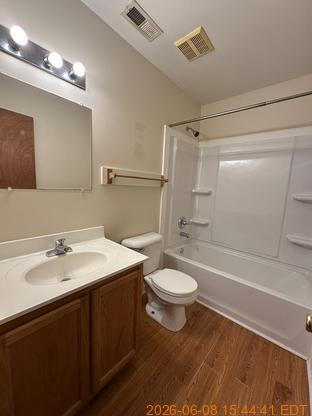 Building Photo - Charming 2 Bedroom Duplex in Richlands