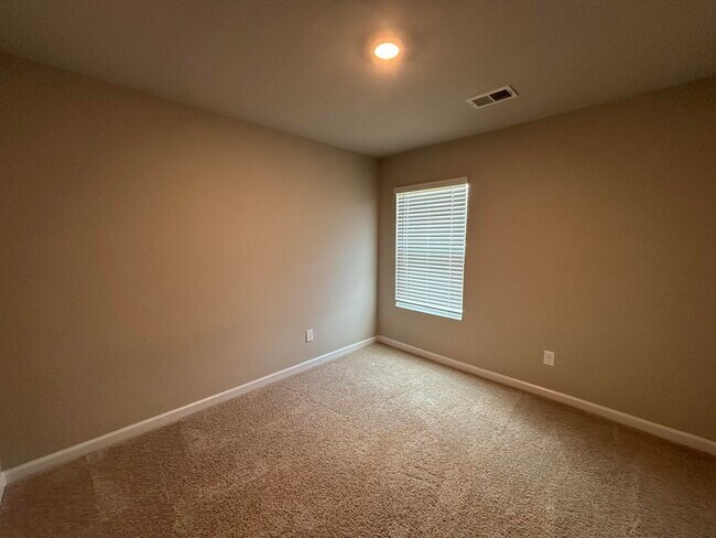 Foto del edificio - 2182 River Park Ct