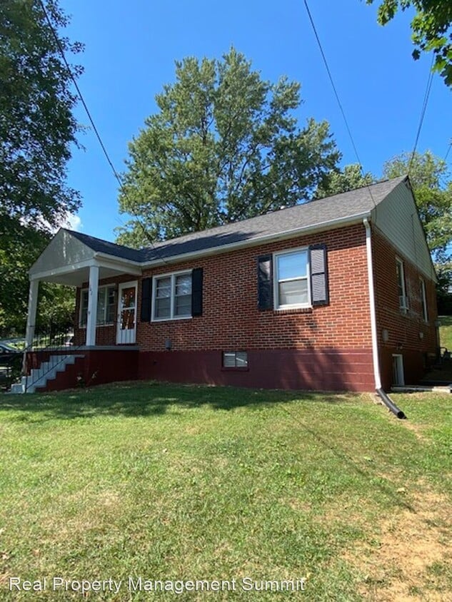 Primary Photo - 3 br, 1 bath House - 302 Archer Street
