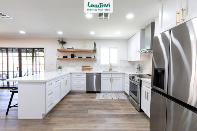 Foto del edificio - 4349 N 86th St
