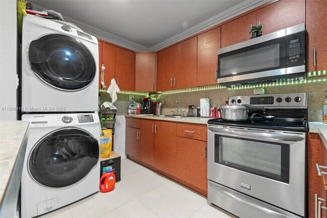 Foto del edificio - 938 SE 12th St