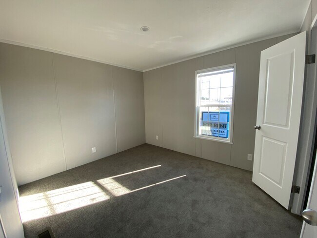 Building Photo - 58 Castings Rd