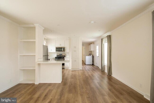 Foto del edificio - 6 Greenwood Cir
