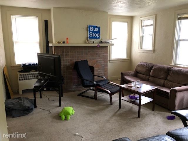 Building Photo - 3 br, 2 bath Townhome - 5149 5th Ave