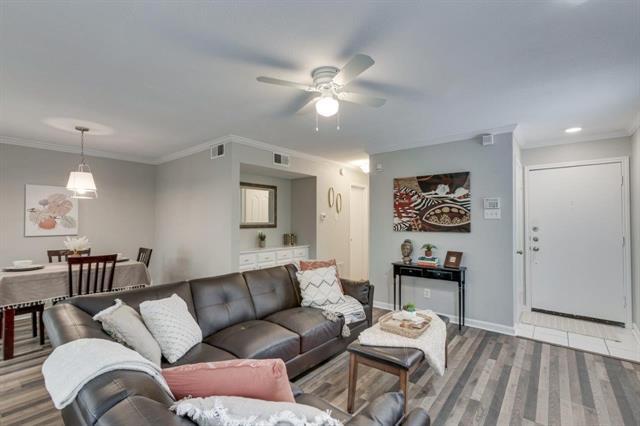 Building Photo - 15151 Berry Trail