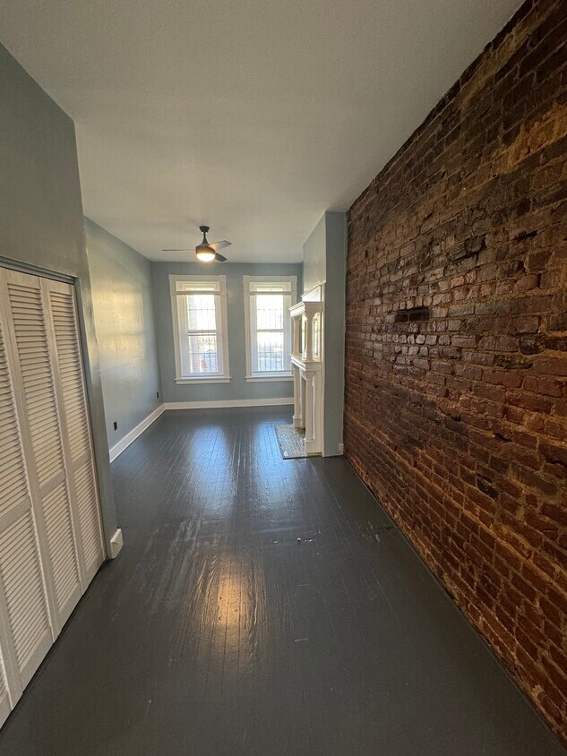 Foto principal - 507 St James St
