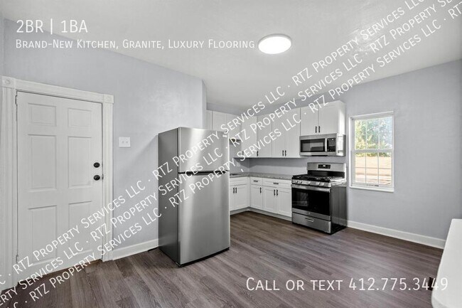 Foto del edificio - 904 Hilltop St