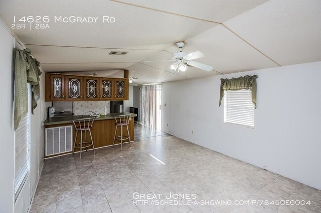 Foto del edificio - 14626 McGrady Rd