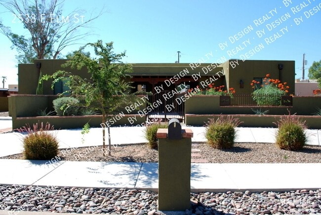 Building Photo - Blenman Elm 4 Bed 3 Bath Custom Home