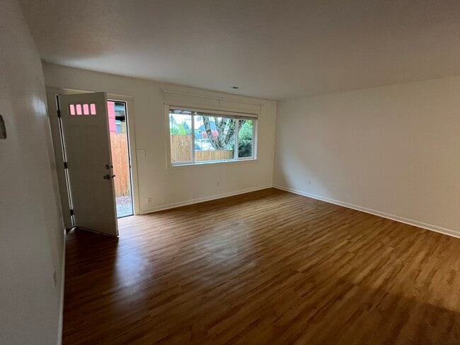 Building Photo - 3616 SE 67th Ave