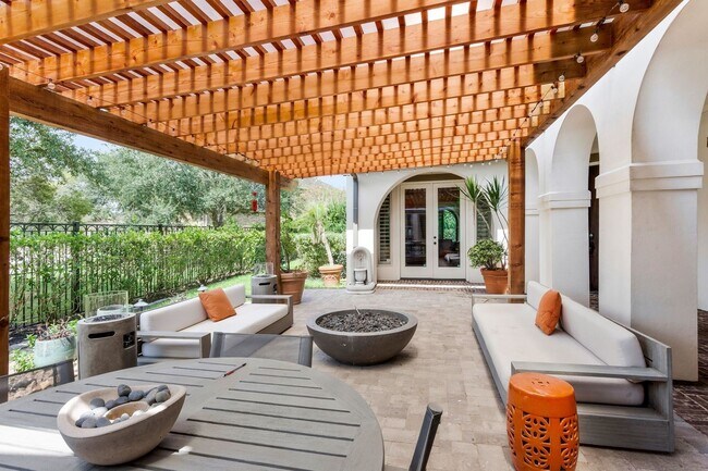 Foto del edificio - 3850 Sundance Hill Ln